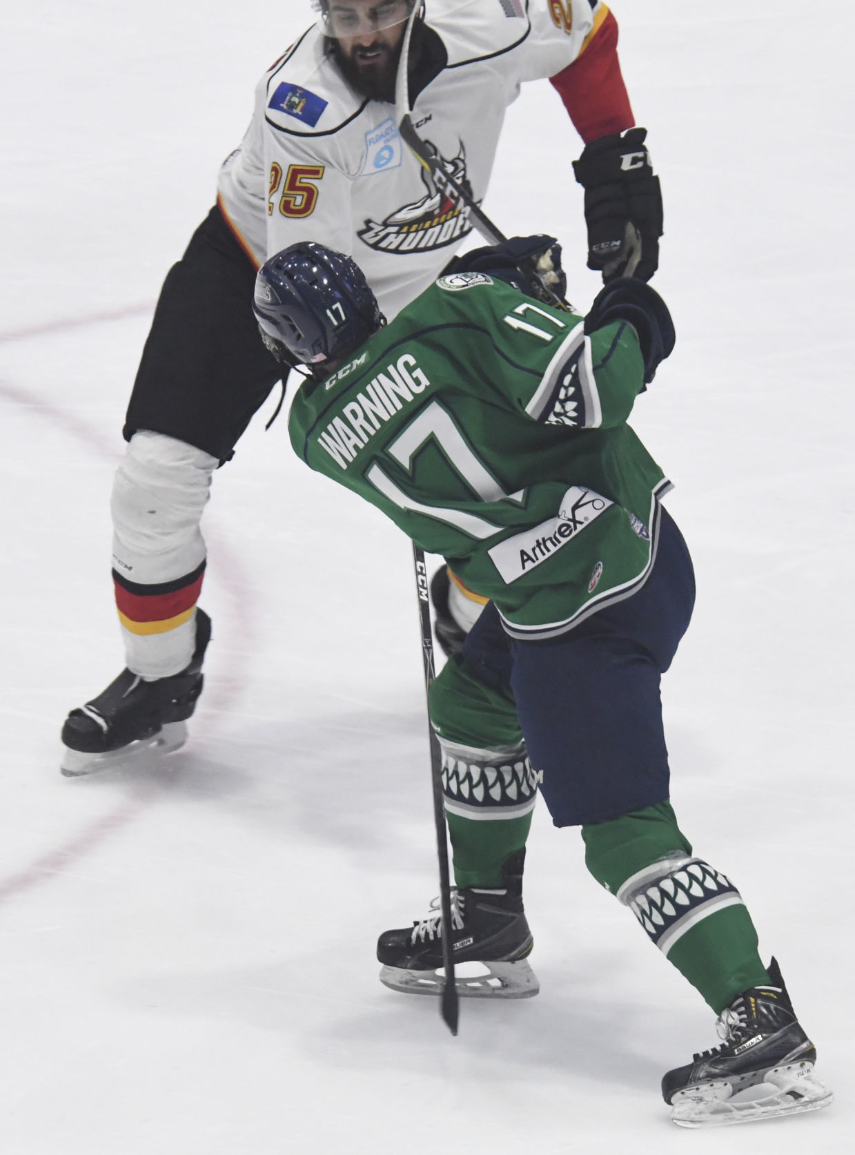 Thunder hockey vs. Florida
